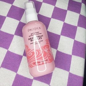 Grapefruit Bubbles Gel Foam Cleanser NWT